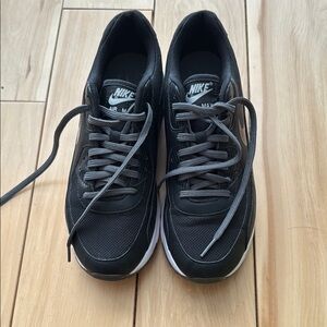 Nike Black and Gray Women's Sneakers